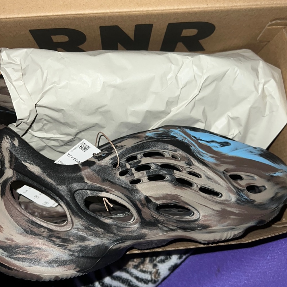 YZY Foam RNR